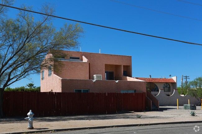 Foto del edificio - 150-162 E 21st St