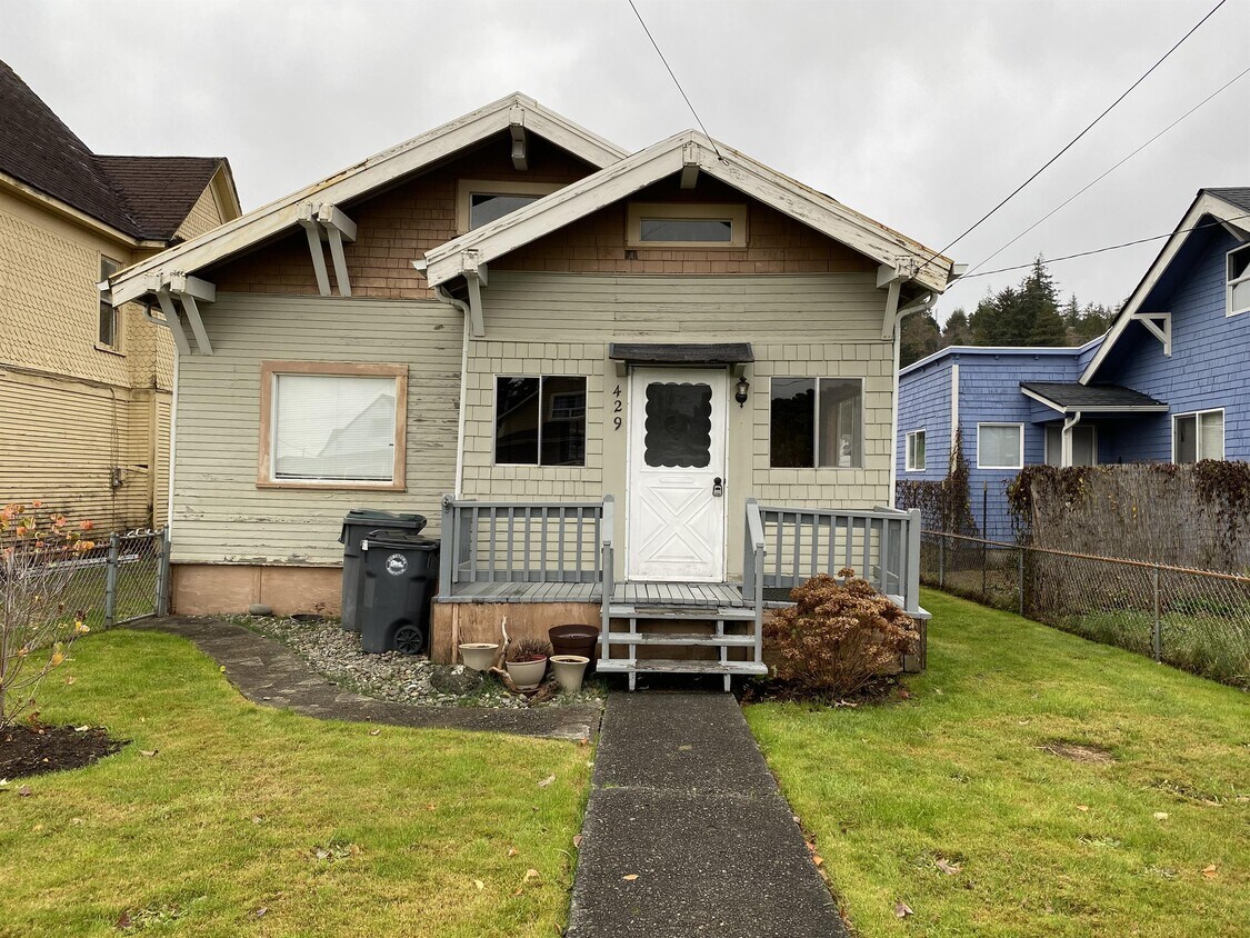 429 Karr Ave, Hoquiam, WA 98550 House Rental in Hoquiam, WA