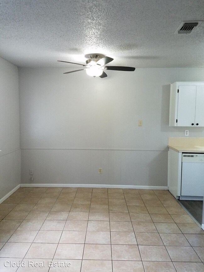 Building Photo - 3 br, 2 bath House - 1015 Jackie Jo Lane