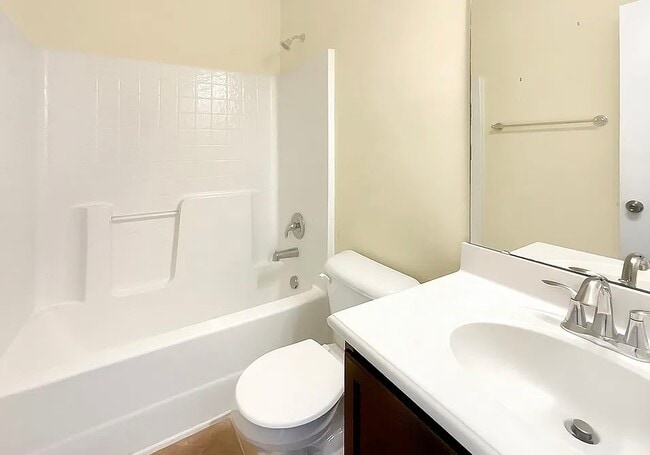 Building Photo - 1038 Spacious Skies Ln