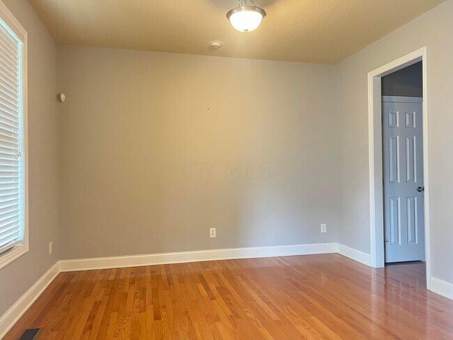 Building Photo - 6785 Margarum Bend
