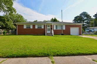 Building Photo - 278 Appian Ave