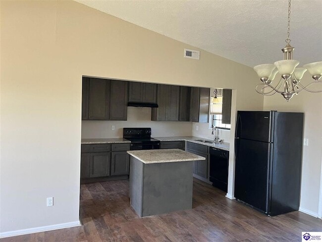 Building Photo - 1014A Windview Pl