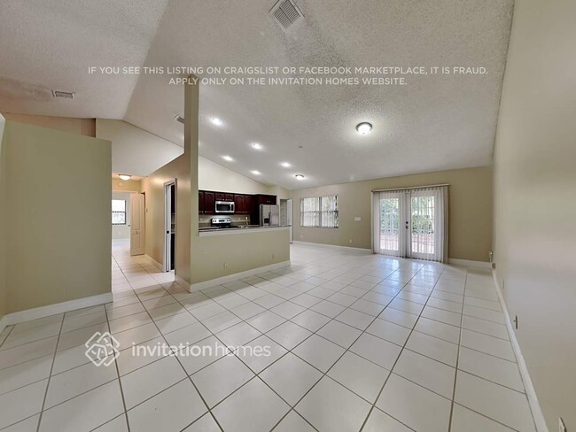 Building Photo - 9152 Southern Orchard Rd N