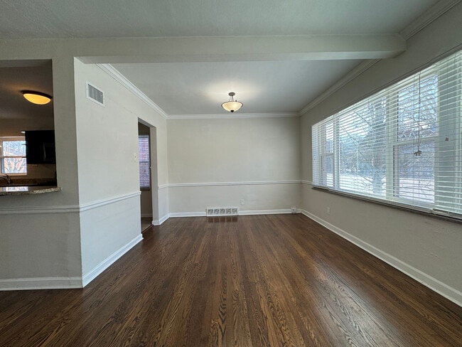 Foto del edificio - 422 S Hanley Rd