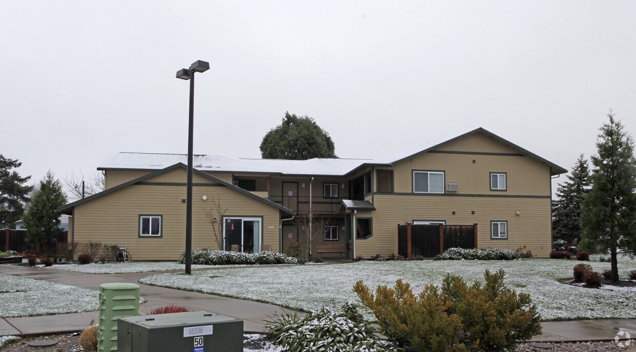 Springbrook Place Apartments Apartments in Newberg, OR