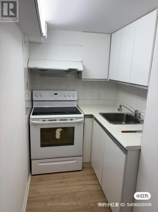 Photo du bâtiment - 307 Milliken Meadows Dr