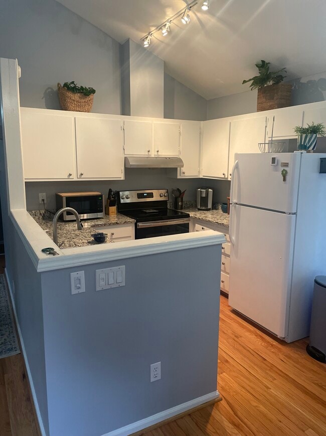 Building Photo - 3600 Mill Run