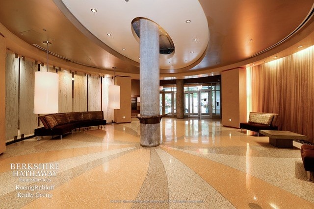 Building Photo - 125 E 13th St