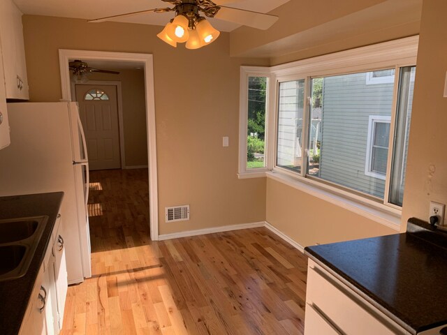 Building Photo - House in Bartonville