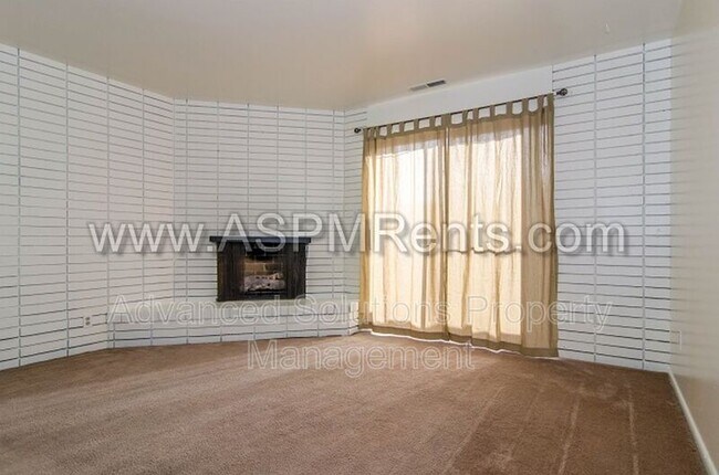 Building Photo - 3046-3062 S 300 E