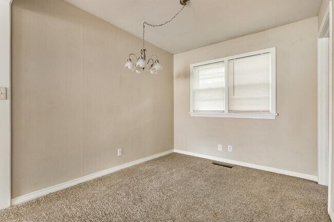 Foto del edificio - 1742 Carlisle Rd
