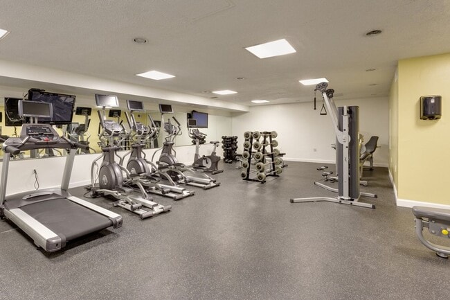 Interior Photo - Park East Apartments