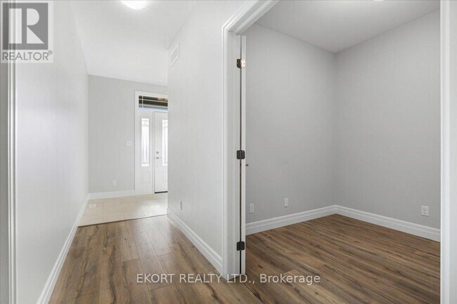 Building Photo - 30 Wims Wy