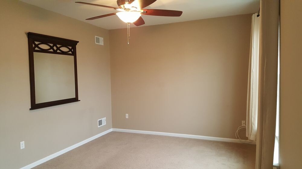Primary Photo - Spacious Spring Grove Townhouse