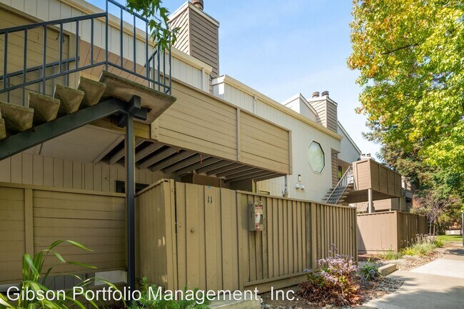 Foto del edificio - 2 br, 2 bath House - 420 Crescent Ave., #11