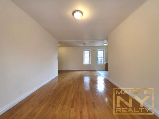 Foto del edificio - 1 bedroom in FLUSHING NY 11354