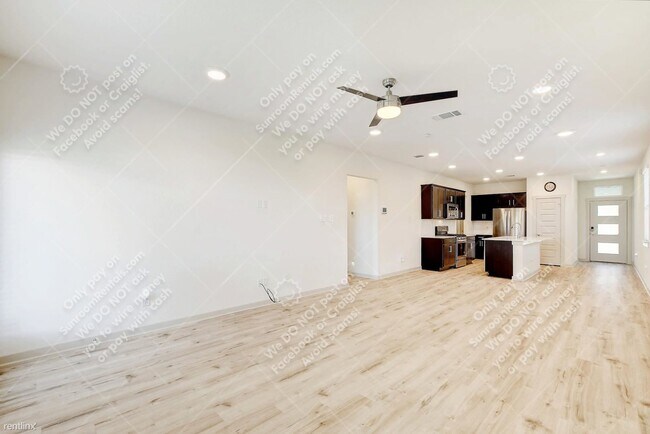 Foto del edificio - 3 br, 2 bath House - 121 Fairfax Ave