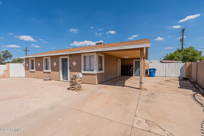 Foto del edificio - 5944 W Mulberry Dr