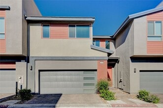 Building Photo - 2374 San Siro St