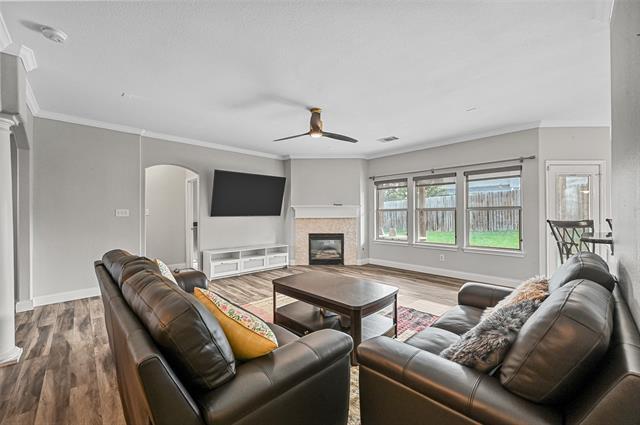 Building Photo - 601 Winterwood Dr