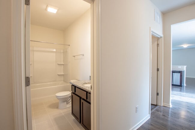 Building Photo - 4BD/3BTH Single Family Home - Fox Creek
