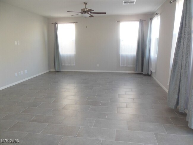 Building Photo - 2664 Crystal Quartz St