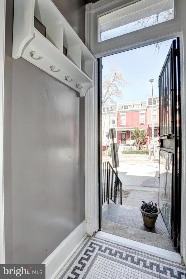 Entrance - 776 Harvard St NW House