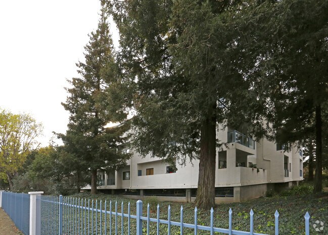 Foto del edificio - The Plaza