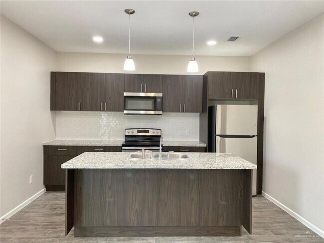 Foto del edificio - 7107 N 59th Ln