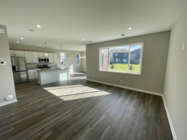 Foto del edificio - 9955 Bluebird Street Northwest