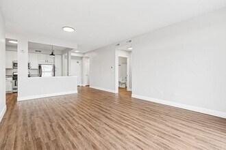 Interior Photo - The Landing at Town Center