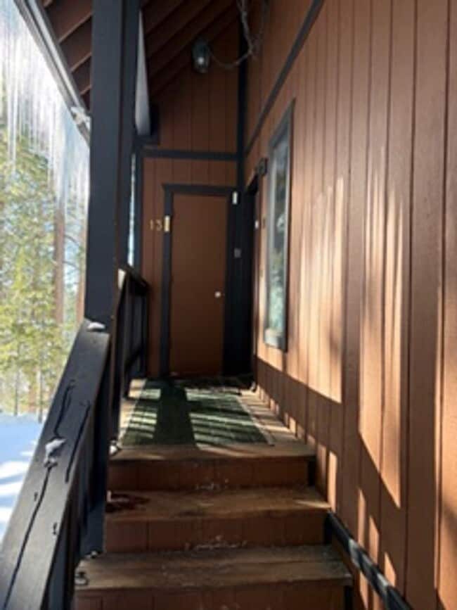 Building Photo - Tahoe Palisades Beauty