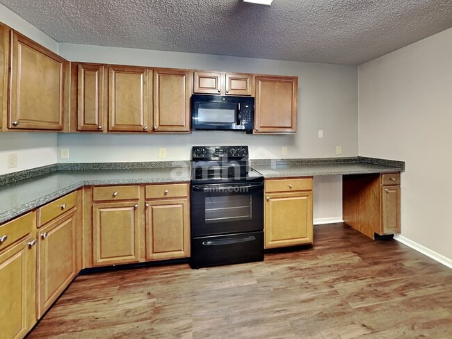 Building Photo - 12422 Rose Haven Dr