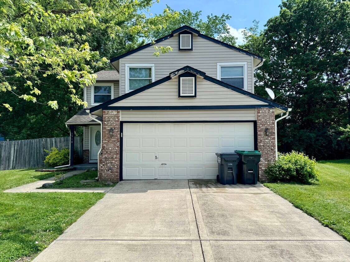 Primary Photo - 1318 Westridge-4 Bed/2.5 Bath in Greenwood