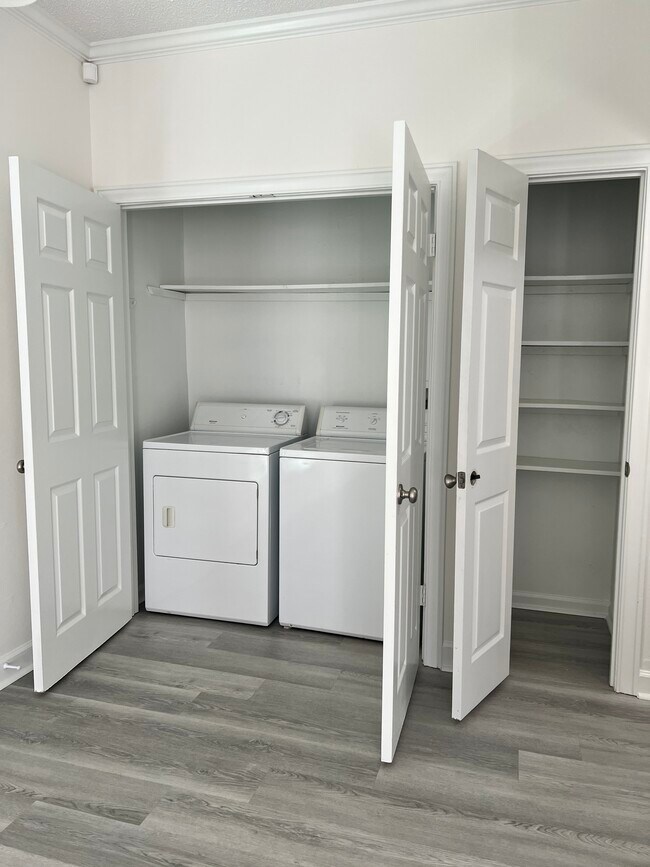 Building Photo - 13745 Kenner Ave