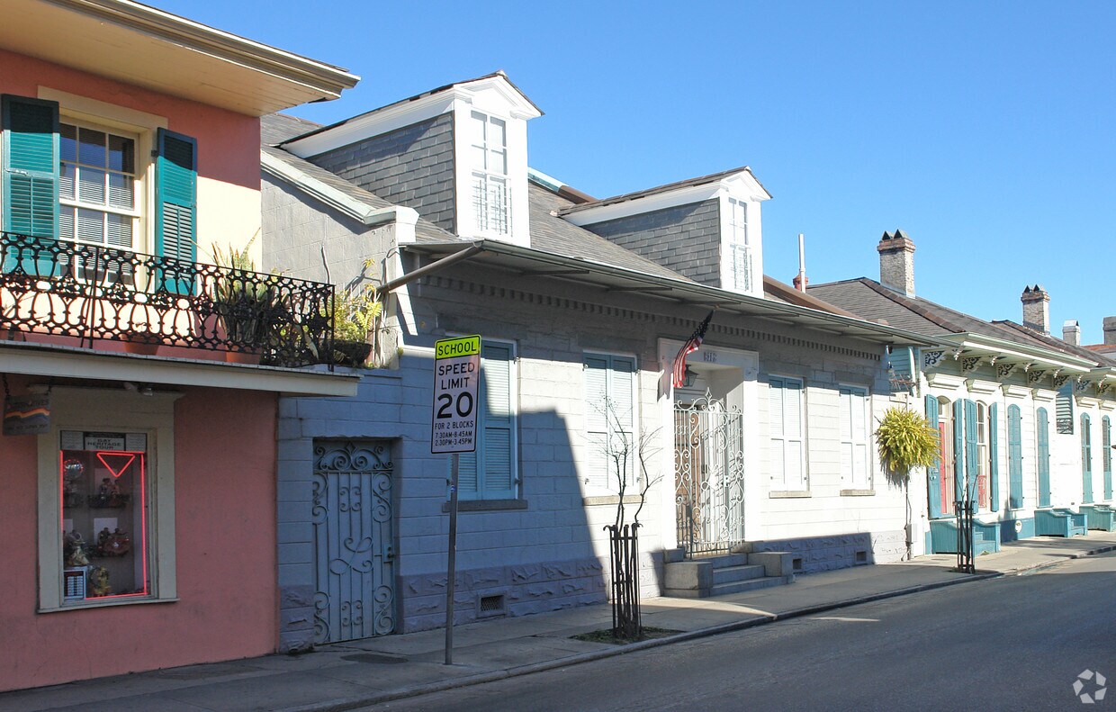 915 Bourbon St, New Orleans, LA 70116 Apartments in New Orleans, LA