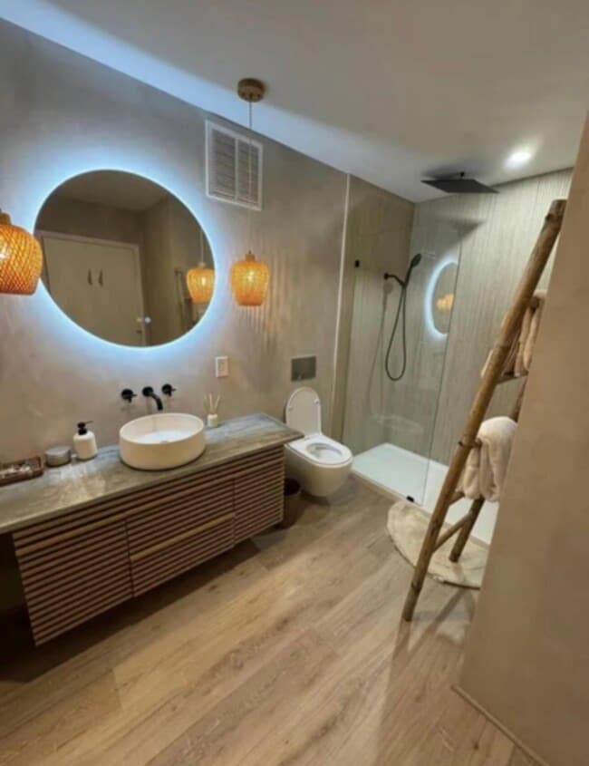 Building Photo - 6281 Treetop Dr