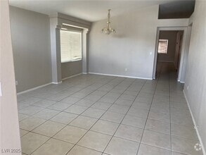 Building Photo - 4358 Mesa Hill Dr