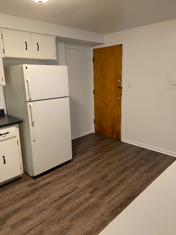 Building Photo - 1971 N 19th Ave