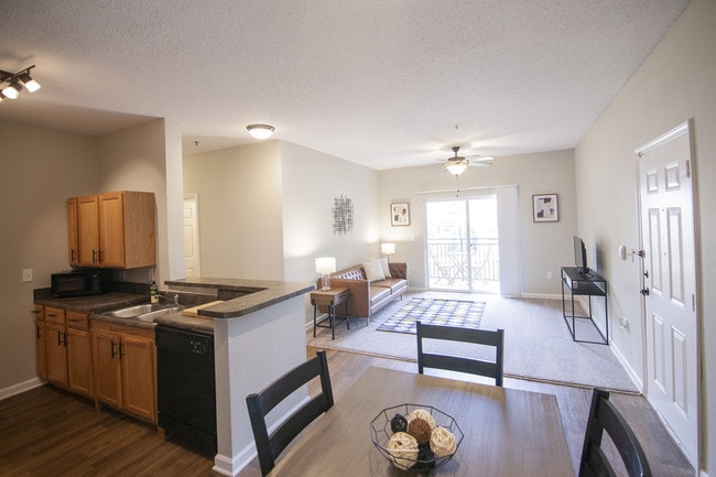 Building Photo - Nantucket Cove Apartments