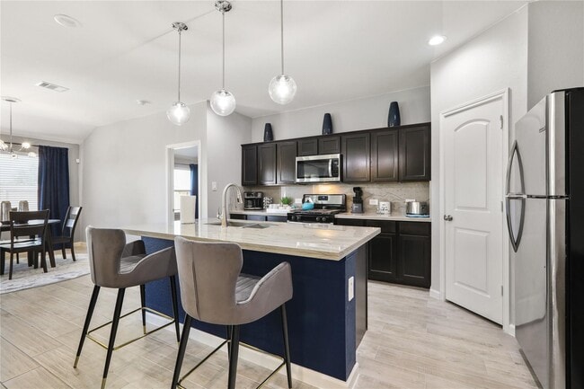 Foto del edificio - 5327 Cherry Tallow Trl