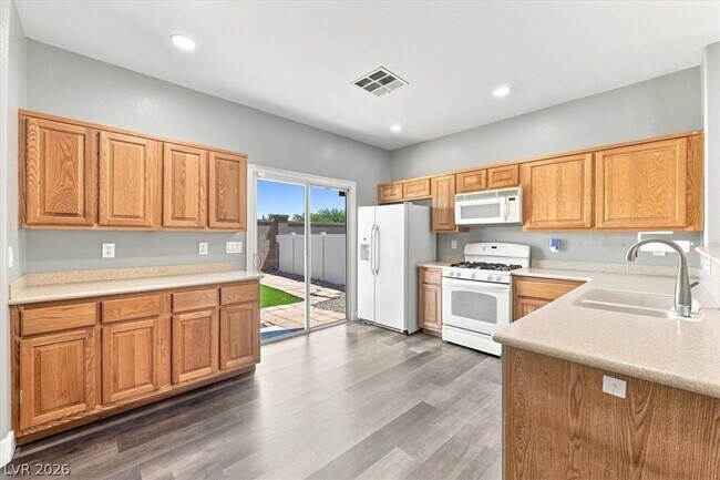 Foto del edificio - 9466 Marshall Creek St