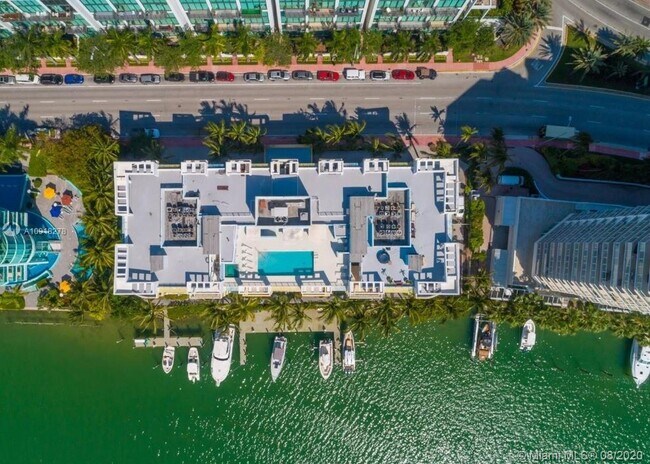 Foto del edificio - 5970 Indian Creek Dr