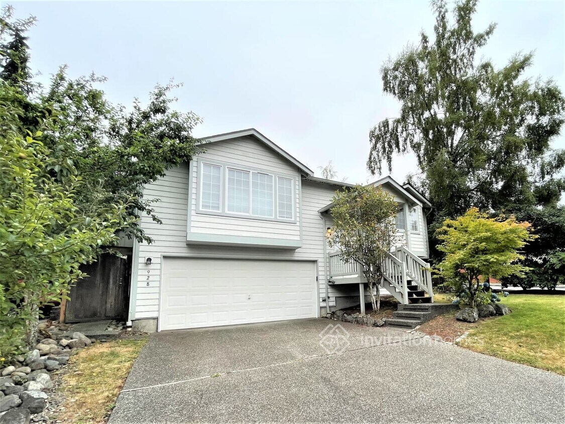 Primary Photo - 928 58th Pl SW