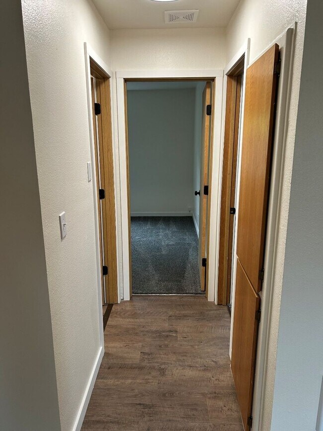 Foto del edificio - ScreenFirstStrike