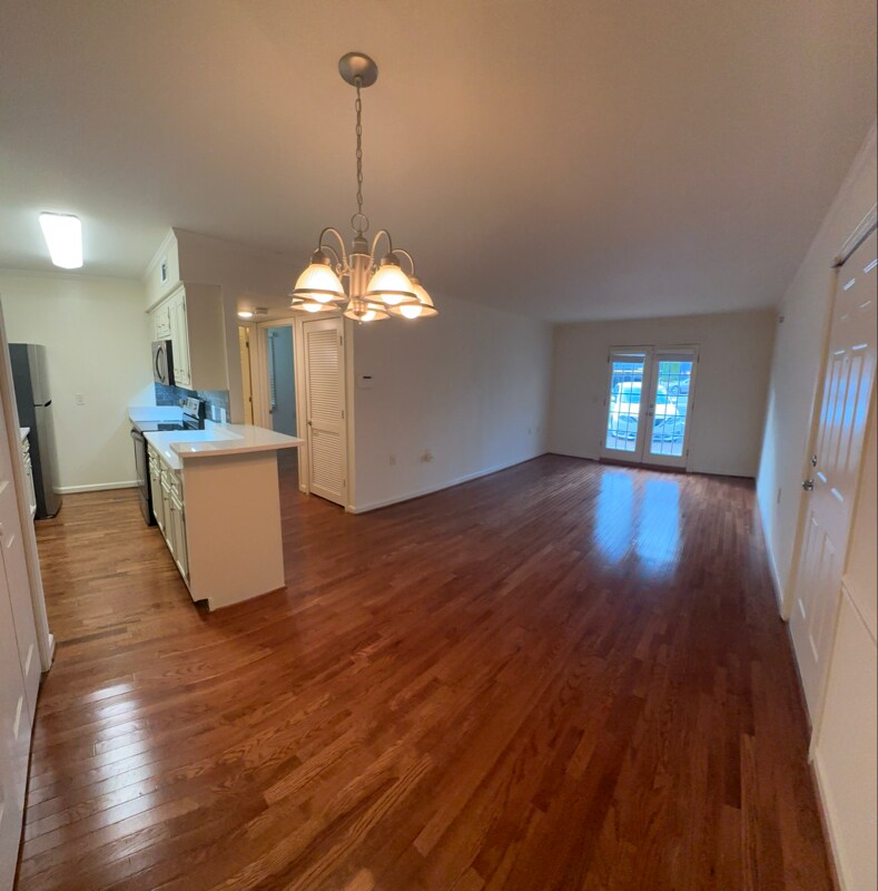 Foto principal - 2905 Burch Ave