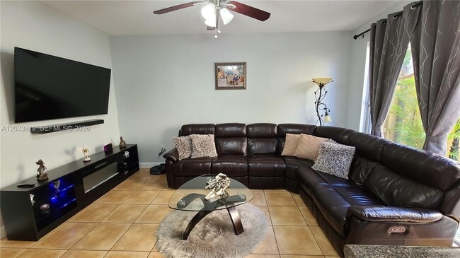 Building Photo - 886 SW 149th Ct