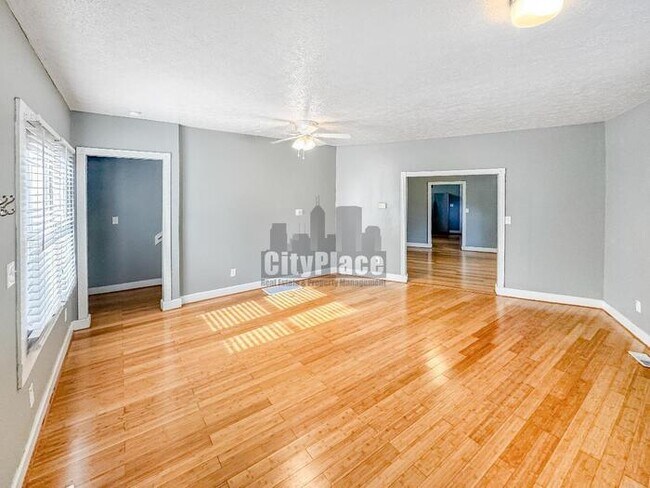 Foto del edificio - 3530 Guilford Ave