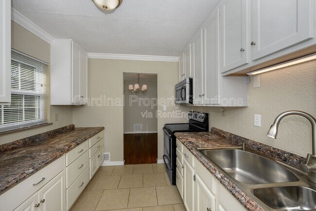 Foto del edificio - 9511 McCauly Rd